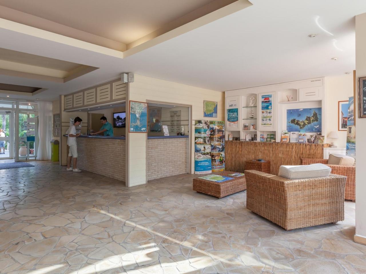 הייר Residence La Pinede - Maeva Home מראה חיצוני תמונה